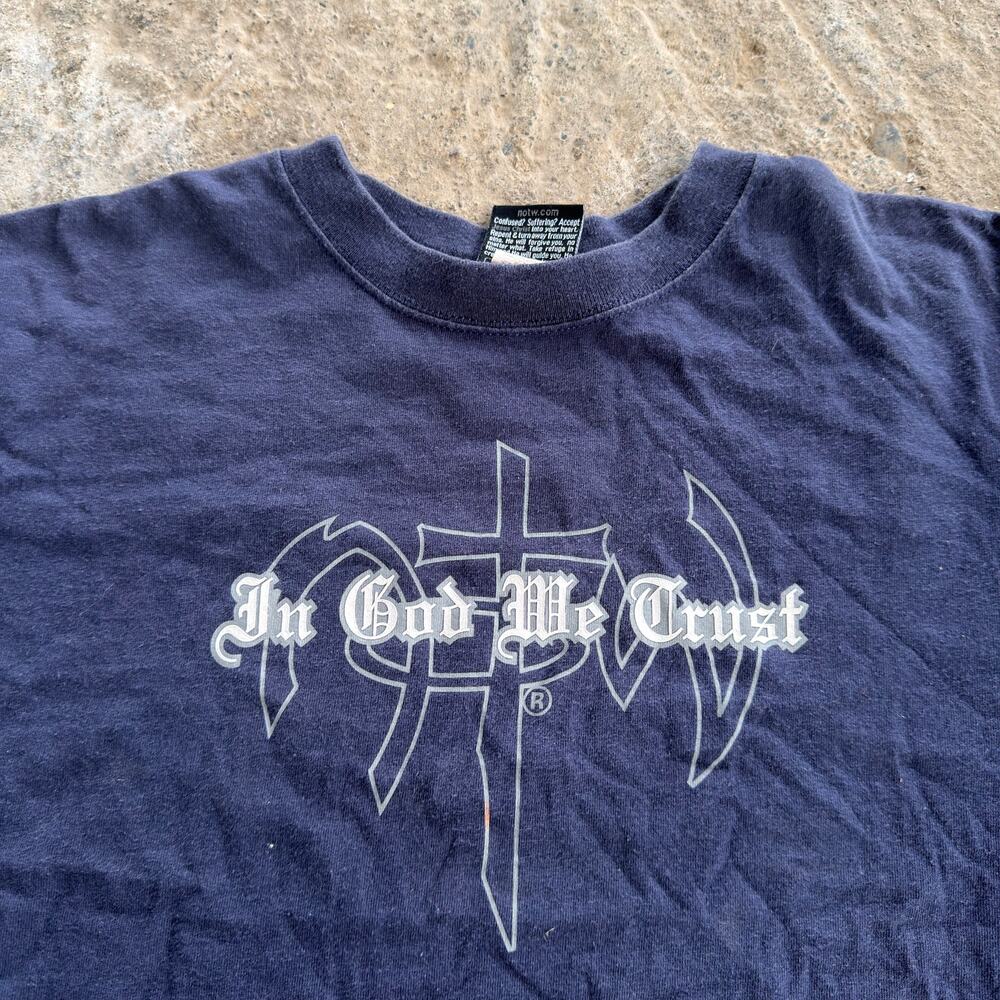 Vtg NOTW In God We Trust Cross Graphic Tee Shirt Navy M Christian Streetwear USA